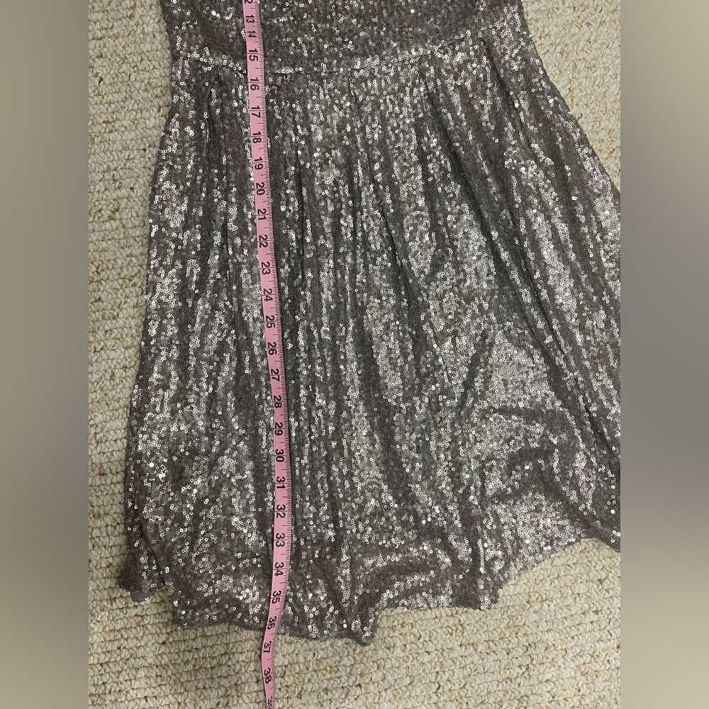 Issi Dress - Picture 7 of 7